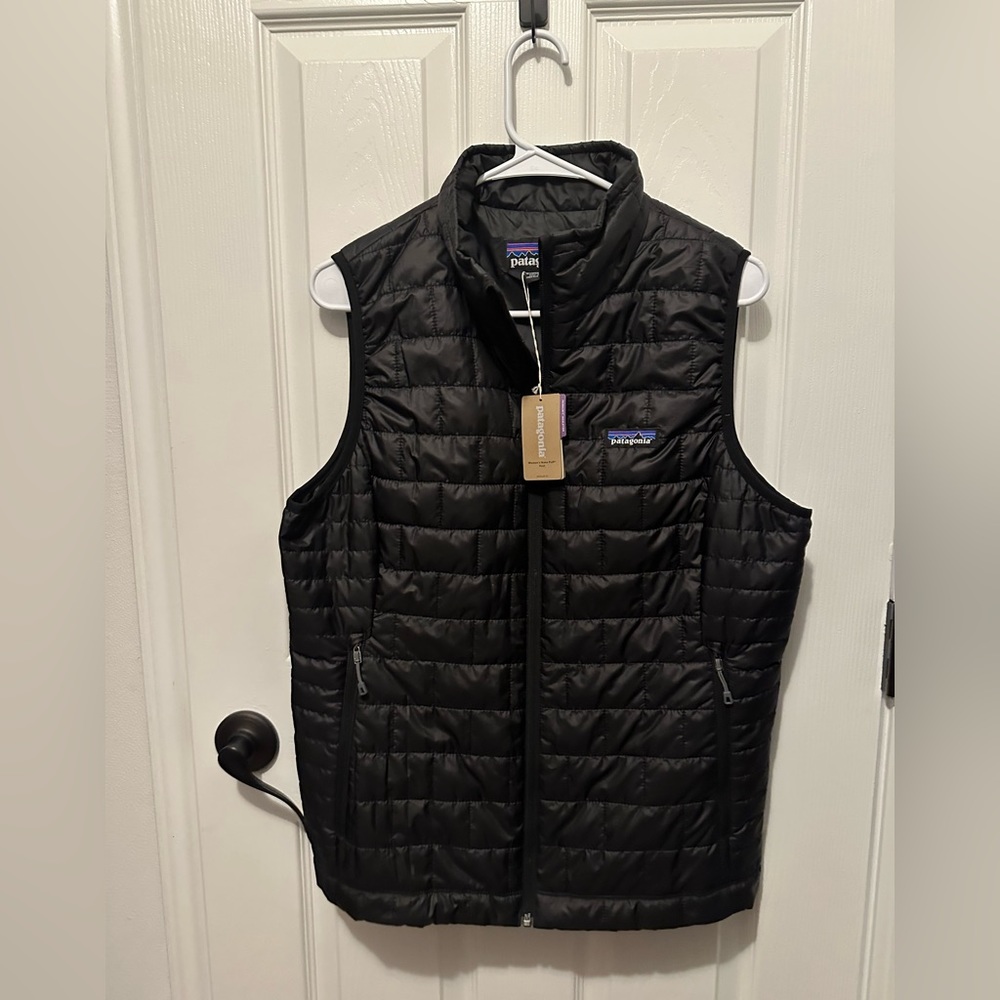 COPY - NWT Patagonia vest, women’s sz L